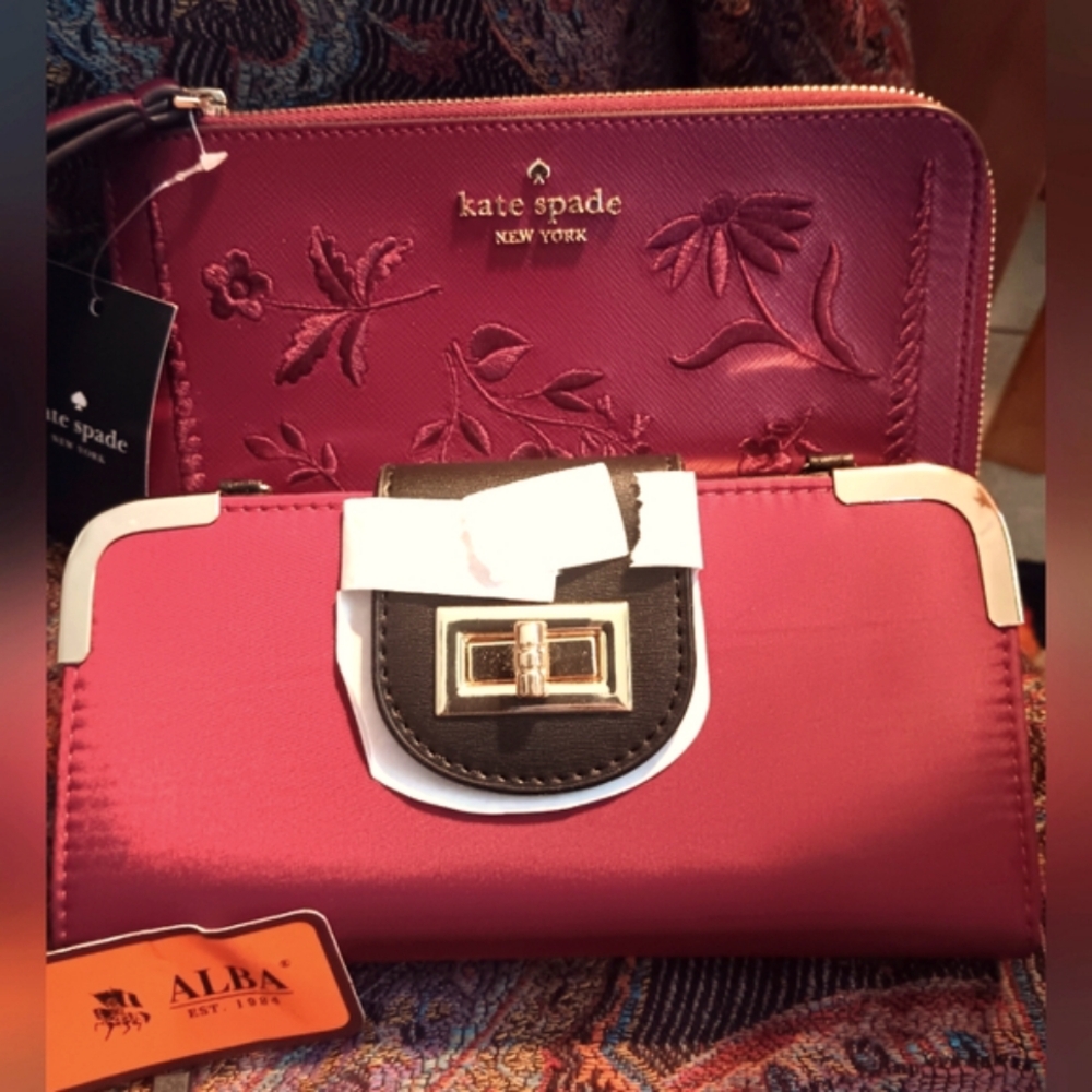 BRAND NEW KATE SPADE WRISTLET AND ALBA CROSSBODY WINE BUNDLE - Picture 1 of 13